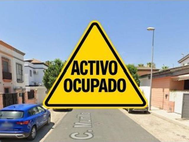 CASA EN BURGUILLOS