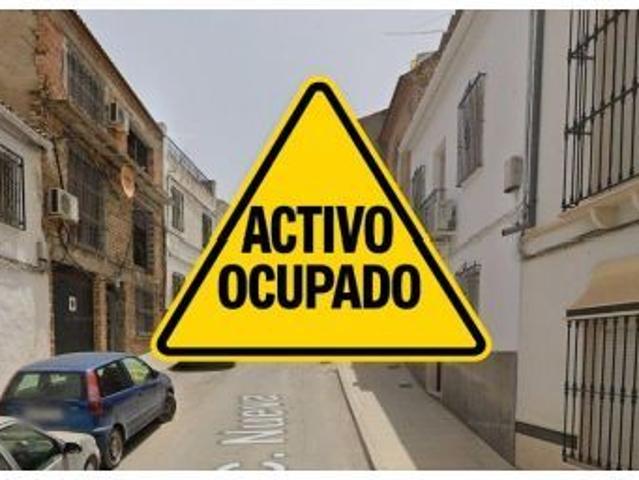 CASA EN BADOLATOSA