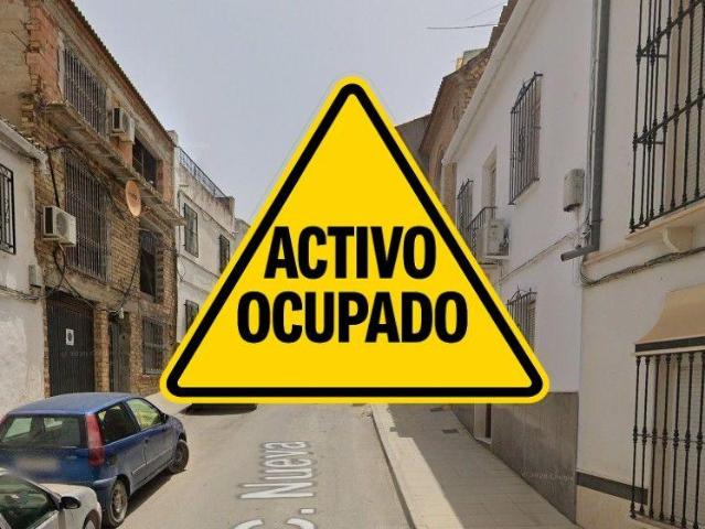 CASA EN BADOLATOSA