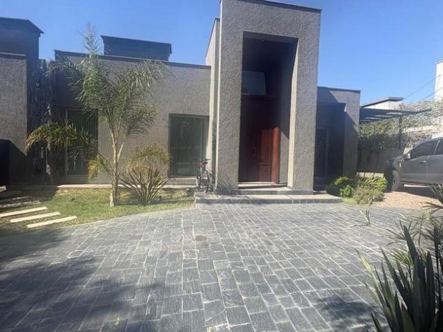Casa en Barrio Dalvian