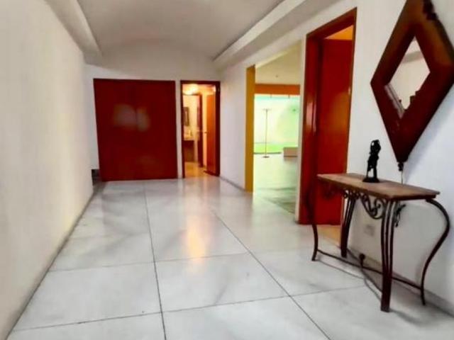 Casa en Barrio Santa Catarina