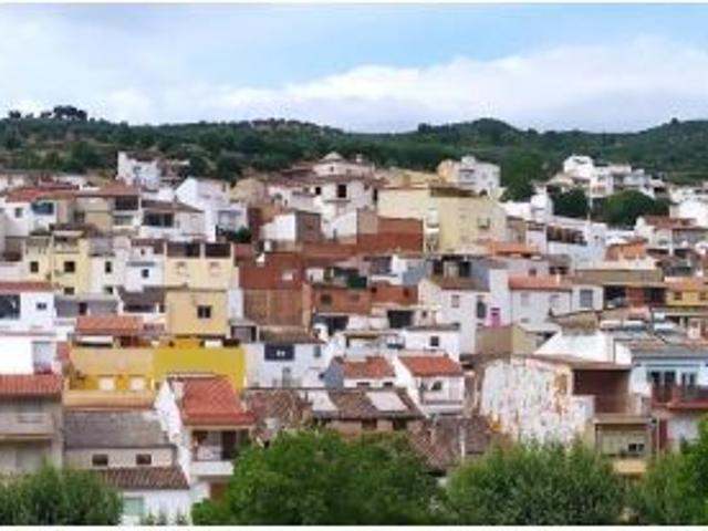 CASA EN BEAS DE SEGURA