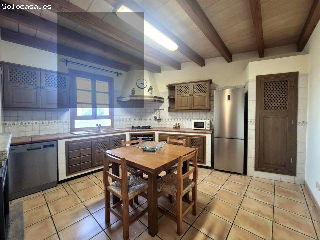 CASA EN BINIAMAR