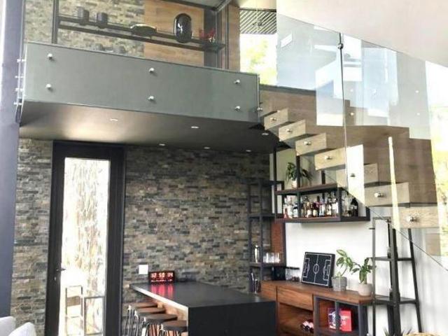EN VENTA CASA EN BOSQUE REAL A ESTRENAR MUY ILUMINADA