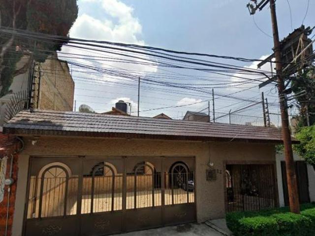 Casa en Bosques de Aragon, Bosques de Brimania 12. NO SE ACEPTAN CREDITOS.* SOLO CONTADO