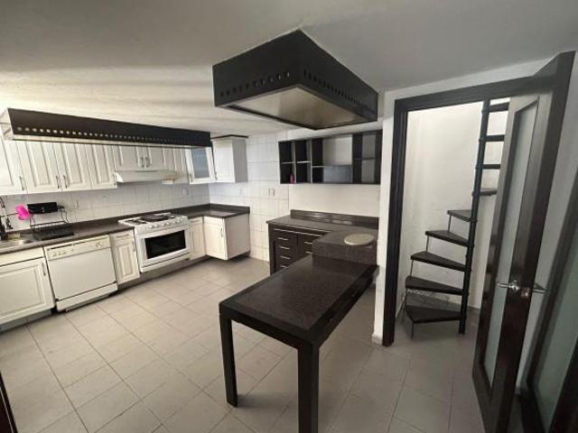 Casa en Bosques de Echagaray