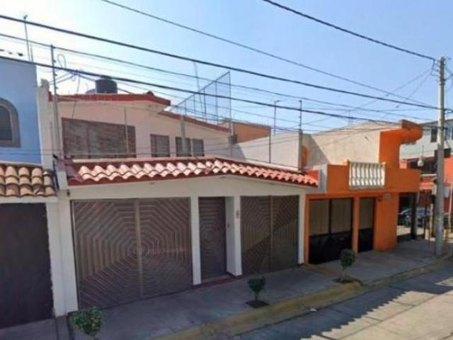 Casa en Bosques de Egipto 44, Bosques de Aragon NO SE ACEPTAN CREDITOS SOLO COTADO