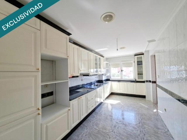 Casa en Cuatro Vientos con Gran Terraza + Garaje para varios coches local de 180m2 y Opción de 5 plazas en rentabilidad