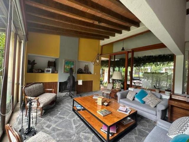Casa en Morelos Cuernavaca colonia Rancho Cortes, en la calle Narciso Mendoza