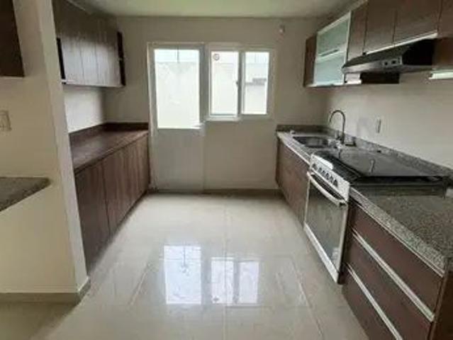 Casa en Cumbres Del Cerezo, Delegación Felipe Carrillo Puerto, El Nabo, Municipio De Querétaro, Querétaro, 76226, México