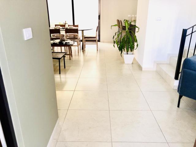 Casa en Cumbres del Cimatario de 3 Rec?maras con posibilidad a 4ta Rec?mara en Planta Baja