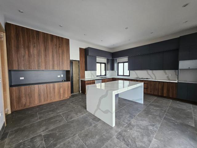 Casa en Cumbres Elite renta