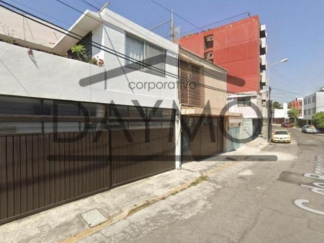 Casa en C. de Barcelona 111, Gabriel Pastor 2da Secc, 72425 Heroica Puebla de Zaragoza, Pue