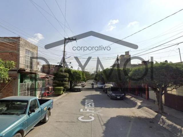 Casa en C. Fresno 108, Infonavit La Meza, 45680 El Salto, Jal