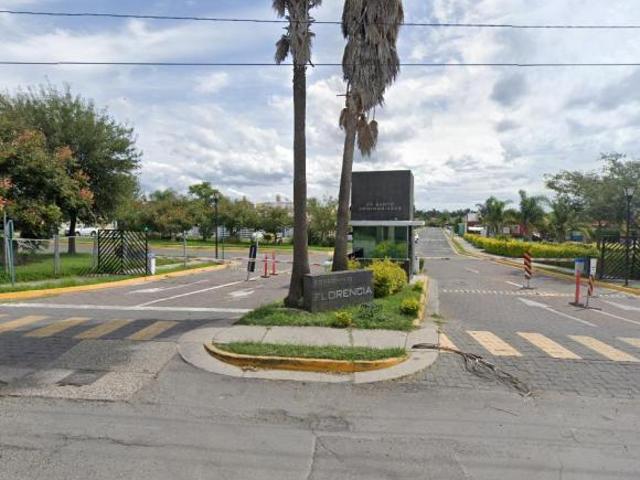 Casa en C. Santo Domingo 4358, Zapopan, Jal