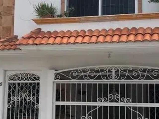 Casa en Calle Machiche, Fracc. Pueblo Maya, Ciudad Del Carmen, Carmen, Campeche, 24100, México