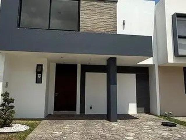 Casa en Calle Bareyo, Solares, San Juan De Ocotán, Zapopan, Región Centro, Jalisco, 45019, México