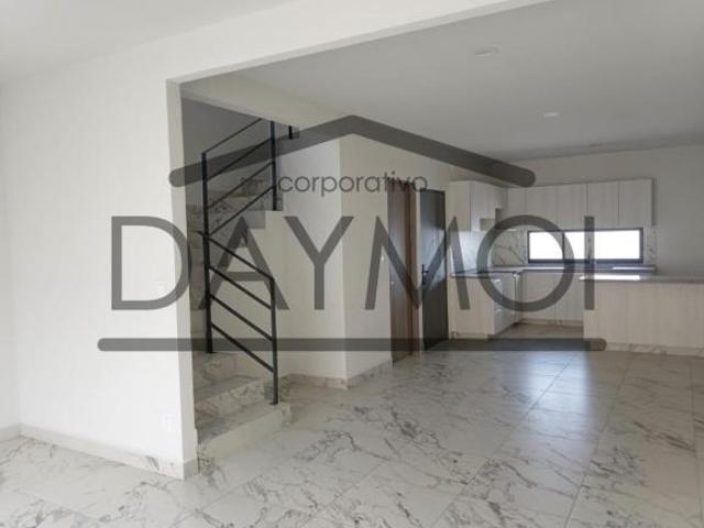 Casa en Calle bosques de los robles, Conjunto Urbano villas del Campo II, Edomex