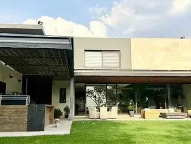 Casa en Calle Campanario De San Agustín, El Campanario, Delegación Cayetano Rubio, Santiago De Querétaro, Municipio De Querétaro, Querétaro, 76146, México