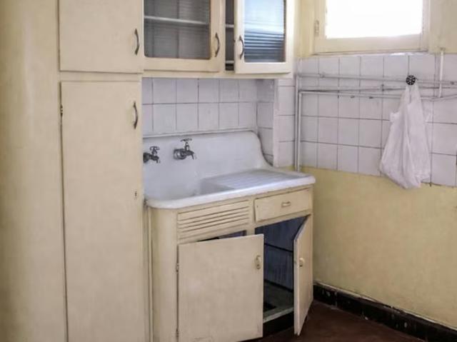 Casa en calle Copiapó uso comercial o Habitacional | 3 dormitorios por 3798.00 en Santiago