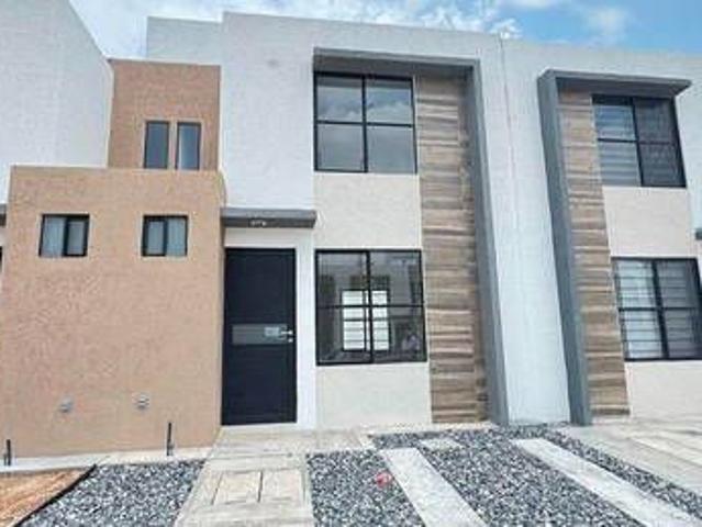 Casa en Calle Coto 216, Aguascalientes, Municipio De Aguascalientes, Aguascalientes, 20342, México