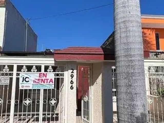 Casa en Calle Isla Bermudas, López De Legazpi, Guadalajara, Región Centro, Jalisco, 44950, México