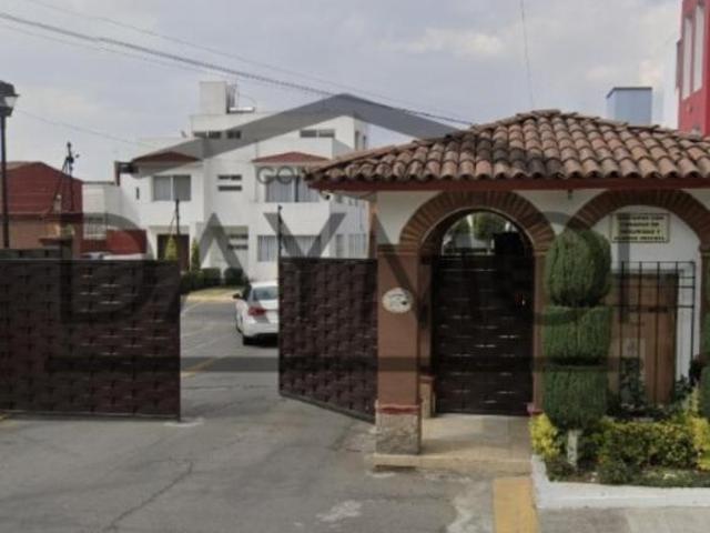 CASA EN CALLE 1 #27, HACIENDA DEL VALLE, TOLUCA ESTADO DE MÉXICO C.P 50850
