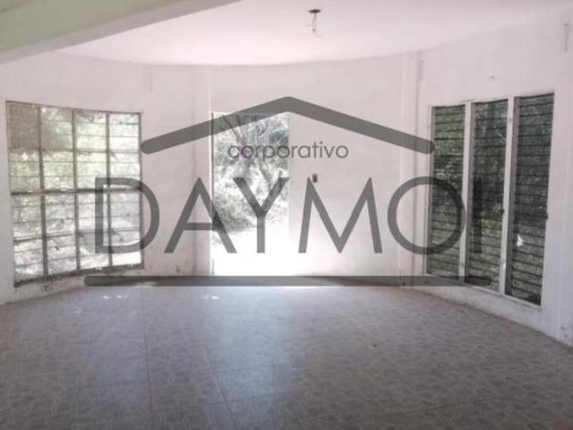 Casa en Calle 20 de Noviembre, Deportiva, Cerro Azul, Veracruz