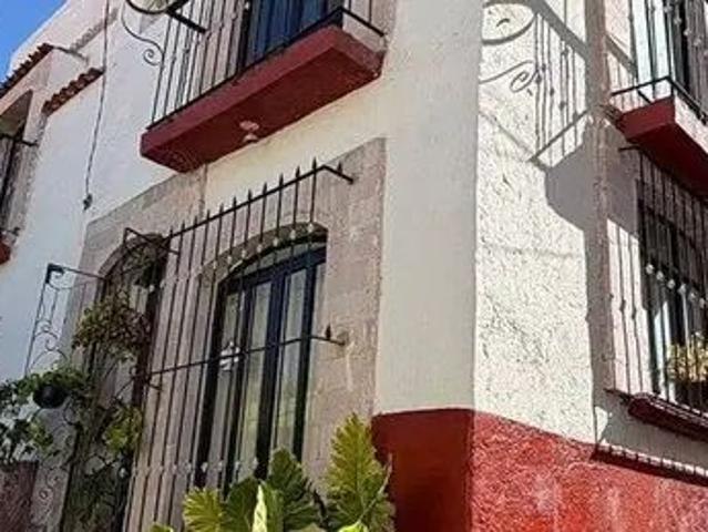 Casa en Callejón Del Pensador Mexicano, Zacatecas, Municipio De Zacatecas, Zacatecas, 98000, México