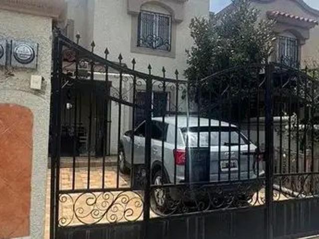 Casa en Camino A La Mina, Urbi Quinta Montecarlo, Cuautitlán Izcalli, Estado De México, 54715, México