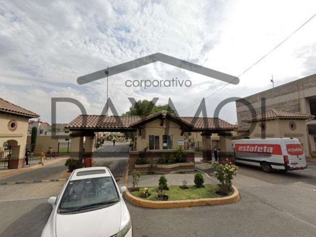 Casa en Camino a San Jerónimo 1, Fraccionamiento Real Granada, 55743 Real Granada, Méx