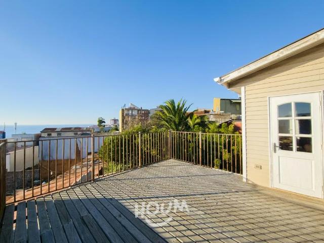 Casa en Castellar | 5 dormitorios por 5209.00 en Valparaíso