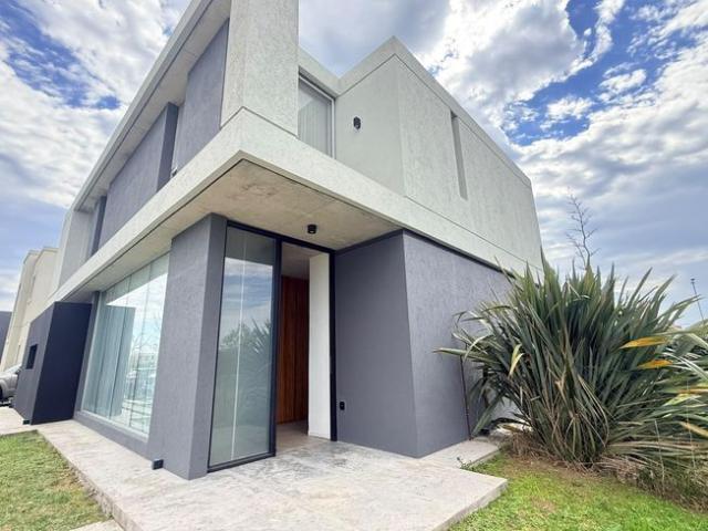 Casa en Ceibos