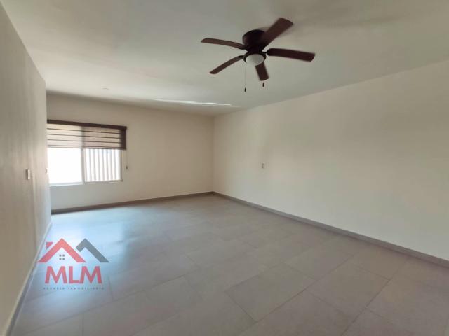Casa en Centrika Crisoles, Zona centro mty