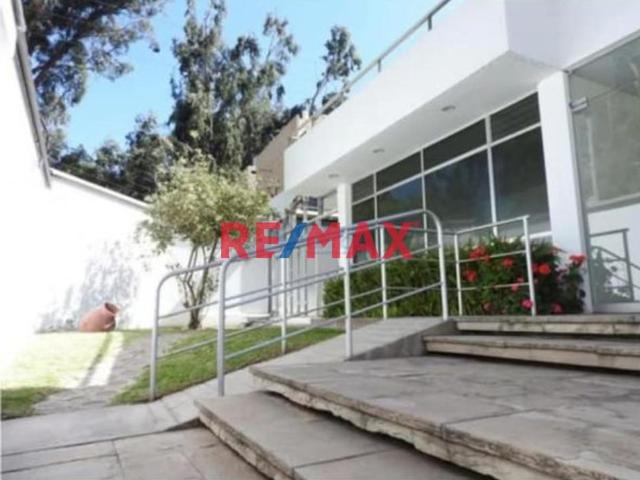 ✨ Casa En Cercado De Arequipa – Frente A Parque ✨
