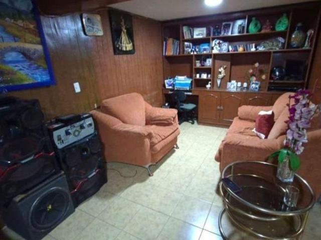 CASA EN CERRADA LAGO GASCASONICA 41, HUICHAPAN, MIGUEL HIDALGO, CDMX