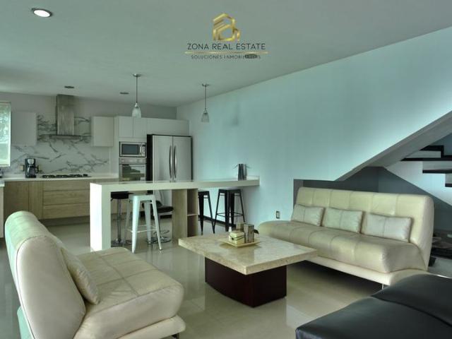CASA EN CHAPALA TOTALMENTE AMUEBLADA CON VISTA A LAGUNA Y CAMPO DE GOLF