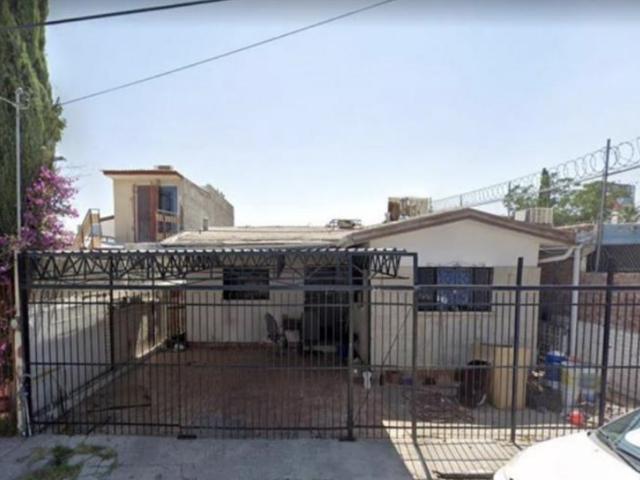CASA EN CHIHUAHUA, EXCELENTE ZONA, AMPLIA, Y CON TODAS LAS AMENIDADES