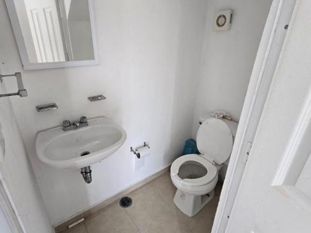 CASA EN CITARÁ HUEHUETOCA $1,150,000 CON COCINETA
