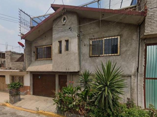 CASA EN CIUDAD NEZA ADJUDICADA, CERCA DE ESCUELAS Y PARQUES