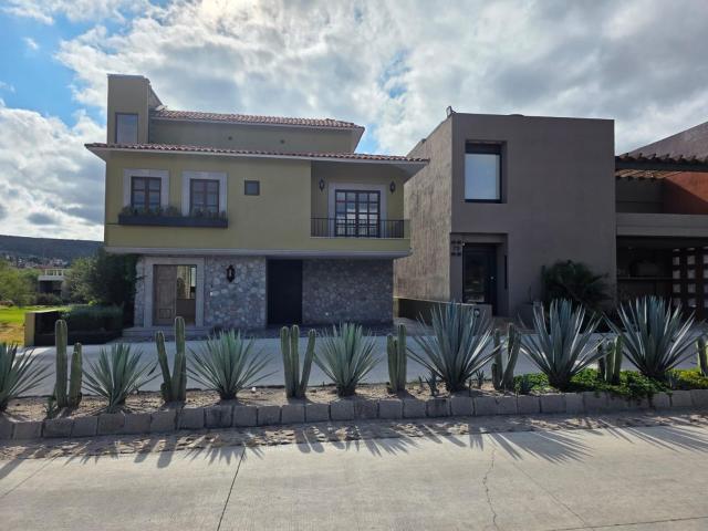Casa en Venta en San Miguel de Allende ?Las Ventanas Golf Club!