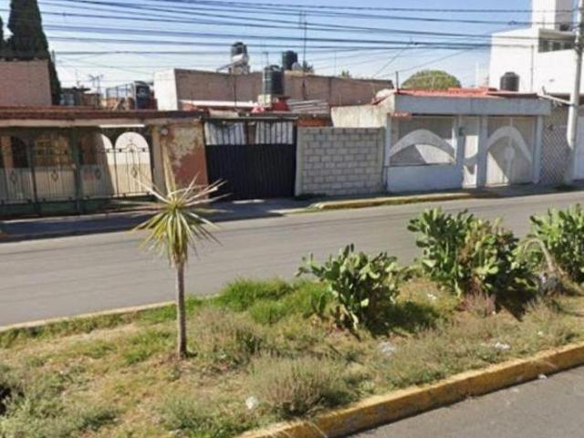CASA EN COACALCO