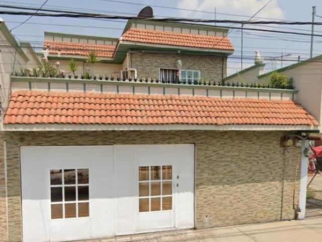 CASA EN COACALCO