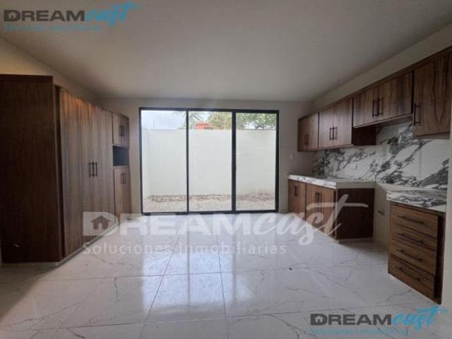 Casa en Col. Del Bosque en venta