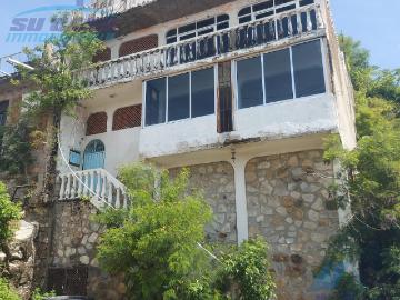 CASA EN COL. FRANCISCO VILLA