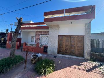 Casa En Colón 938, Berisso, Argentina