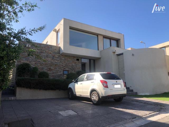 Casa en Colina