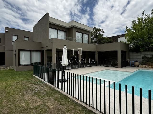Casa en Colina