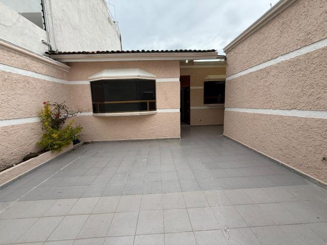 Casa en Colinas del Cimatario