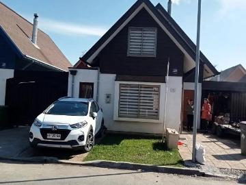 Casa en arriendo en Valle Noble - Estacionamiento